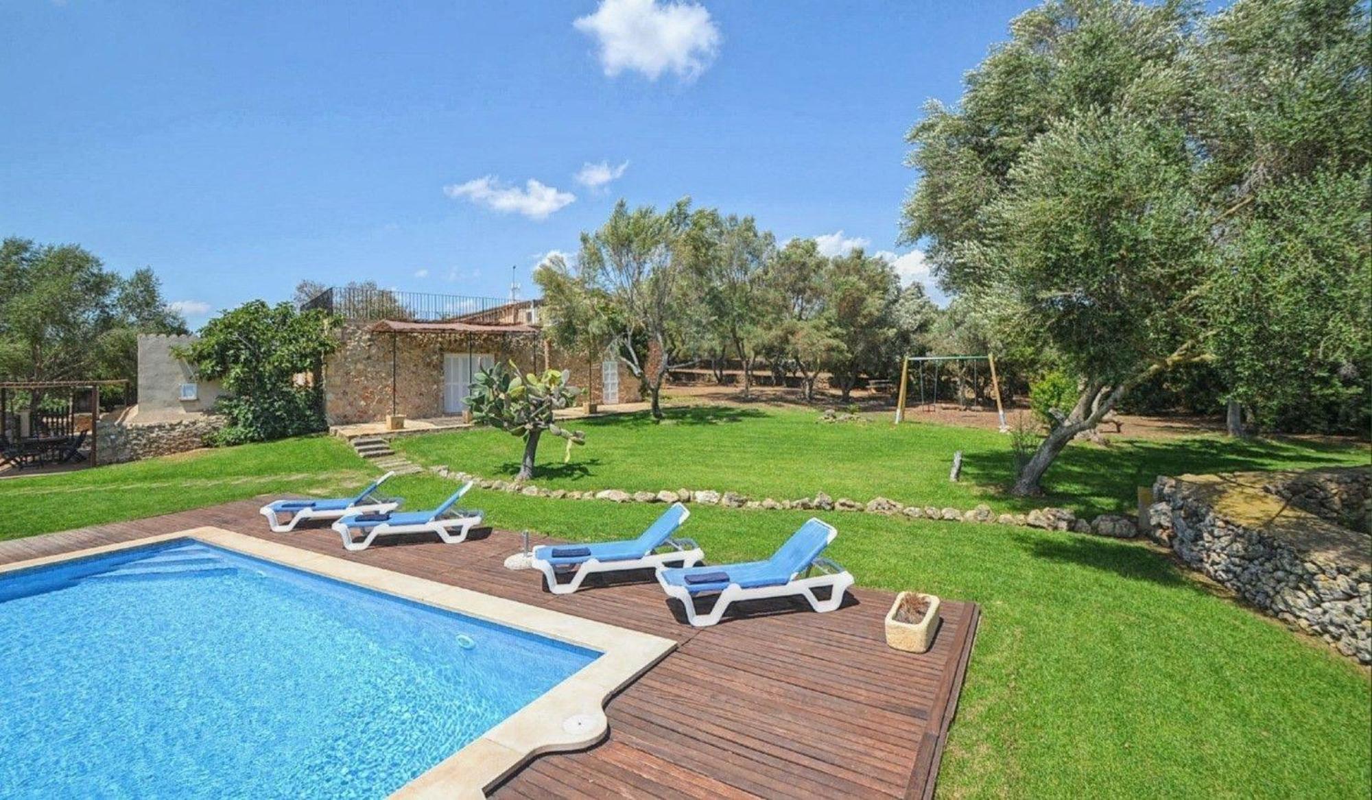 Ferienhaus Gemuetlich Eingerichtetes Mit Pool In Der Naehe Von Porto Cristo *